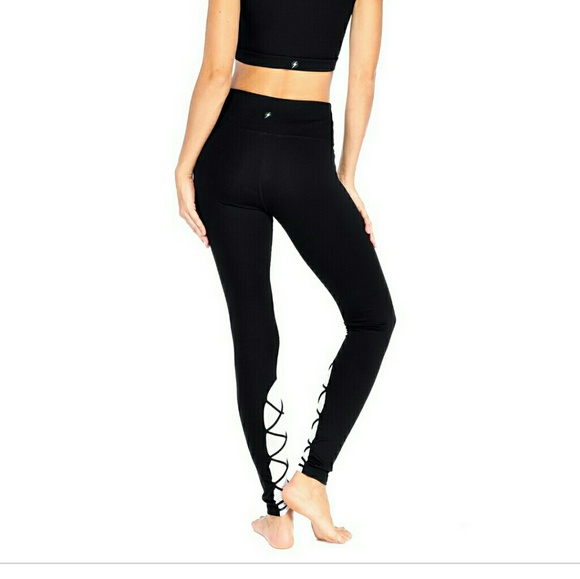 Electric Yoga entrapped legging - Picture 3 of 3